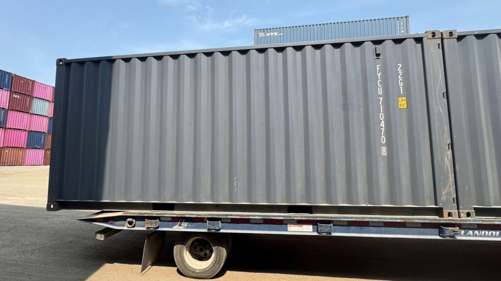 New 40ft shipping container